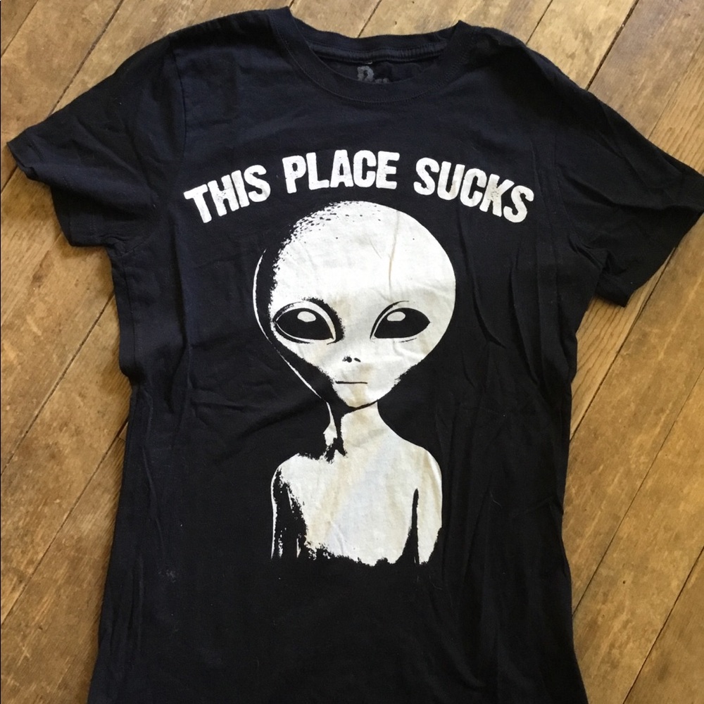 Women’s alien shirt